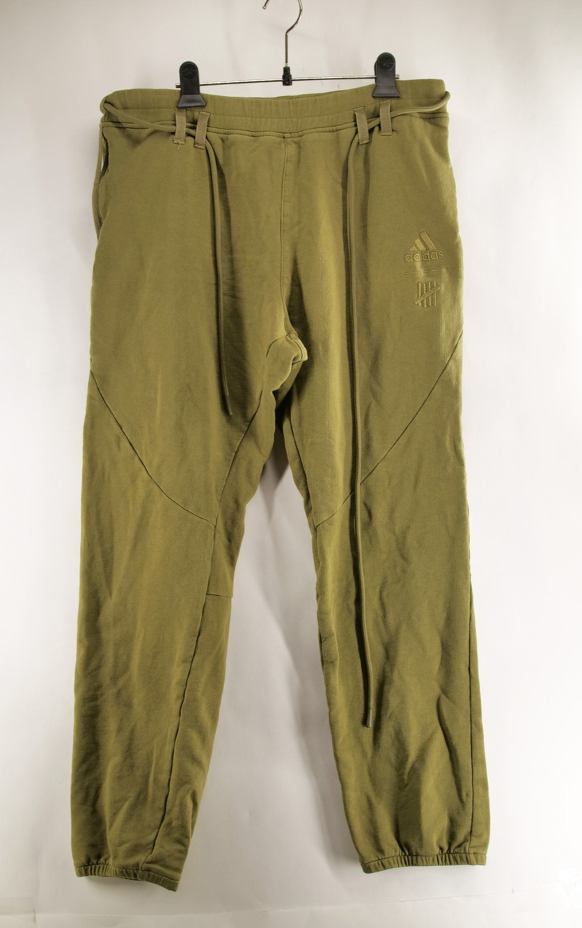 adidas x Undefeated Men's Sweatpants Olive Cargo Green Joggers Size L DY3261
